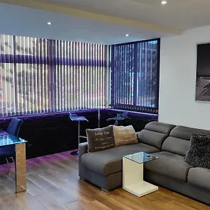 Alamo Luxury Apartamento